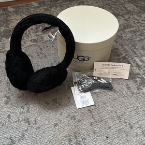 UGG Wired Earmuffs, Black